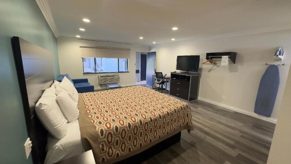 Garden Inn and Suites Glendora image 18